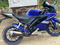 YAMAHA R15 V3